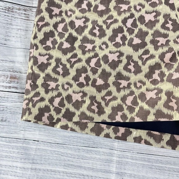 J. Crew Shorts size 0 Pink Gold Taupe Cheetah Leopard Shinny Cruise Vacation - Picture 8 of 12